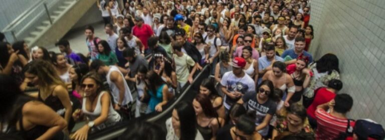 Carnaval 2026: metrô e trens de SP terão operação 24 horas